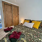 In La Mata Gabriele Апартаменты Торевьиа